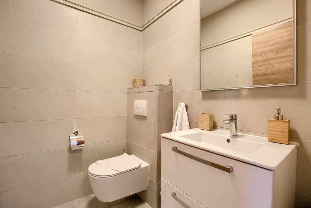 Apartment Sunrise Fuer 6 Personen In Pula-Stinjan Exterior foto